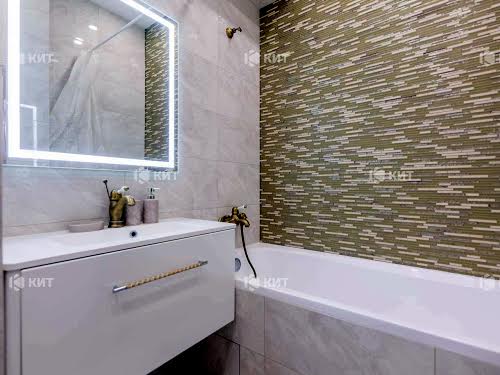 квартира за адресою Конституції пл., 20