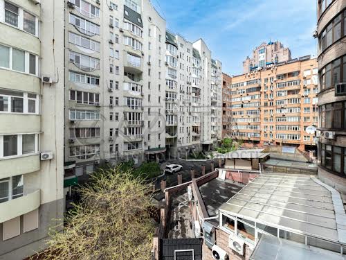квартира по адресу Александра Конисского ул., 45-49