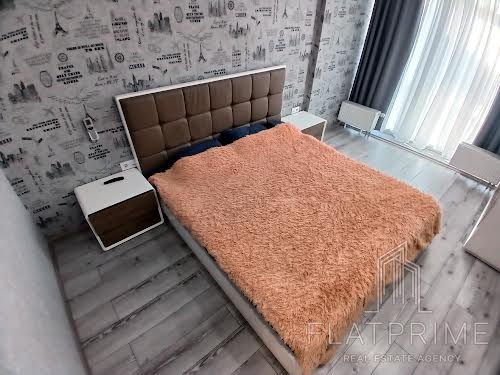 квартира за адресою Регенераторна вул., 4