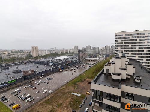 квартира за адресою Всеволода Змієнка вул., 34/21