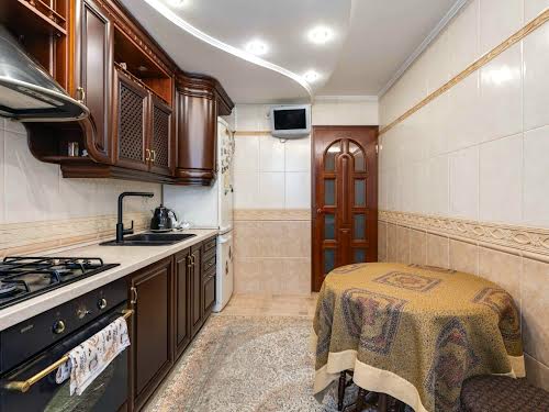 квартира по адресу Академика Глушкова просп., 32