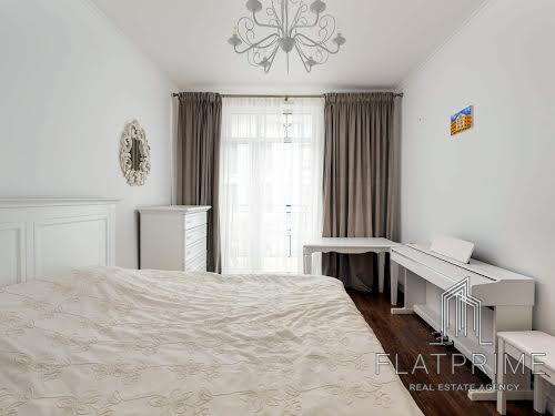 квартира за адресою Дегтярна вул., 7