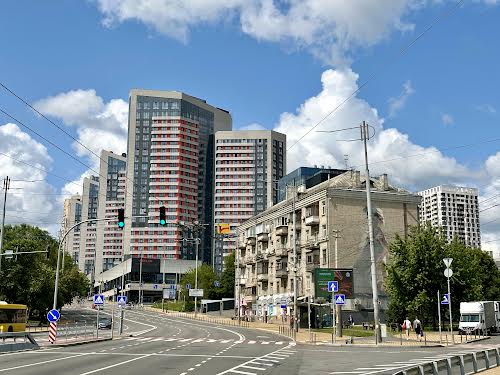 квартира по адресу Митрополита Василия Липковского ул. (Урицкого), 8