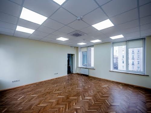 комерційна за адресою Антоновича вул. (Горького), 29