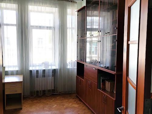 квартира по адресу Куликовский спуск (Революції), 9