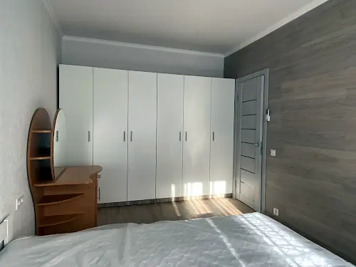 квартира по адресу Героев Днепра ул., 75
