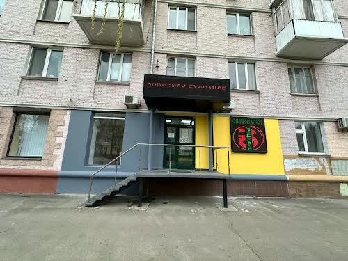 комерційна за адресою Вишгородська вул., 48