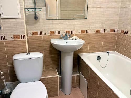 квартира за адресою Мілютенка вул., 44