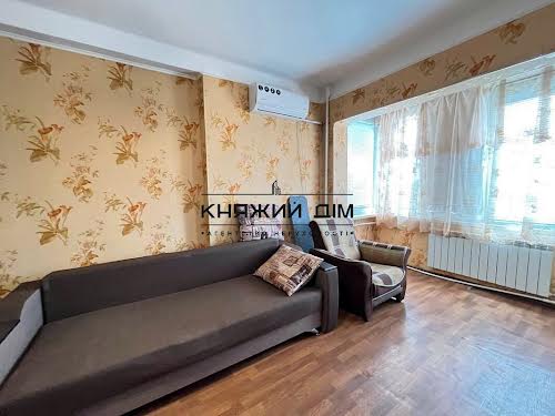 квартира за адресою Митрополита Андрея Шептицького вул. (Анатолія Луначарського), 24
