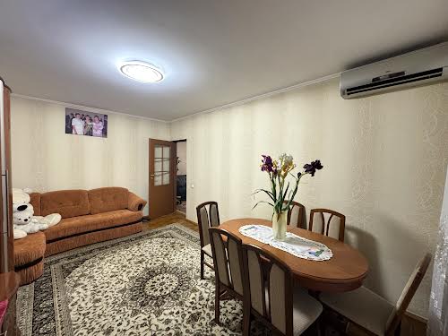 квартира за адресою Оноре де Бальзака вул., 58