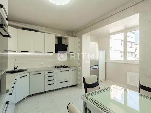 квартира за адресою Бориса Гмирі вул., 15