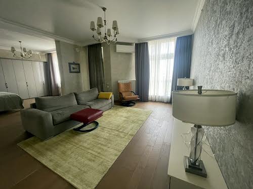 квартира за адресою Назарівська вул. (Вєтрова), 23-А
