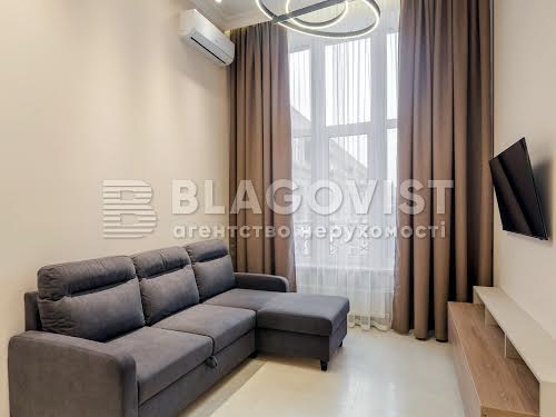 квартира за адресою Михайла Бойчука вул. (Кіквідзе), 19-А