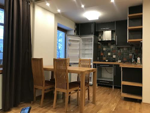 квартира за адресою Харківських Дивізій вул., 10
