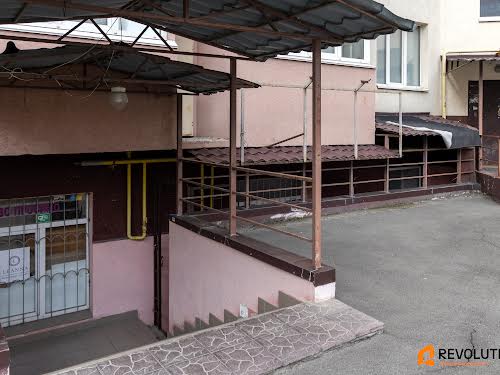 коммерческая по адресу Боголюбова, 8