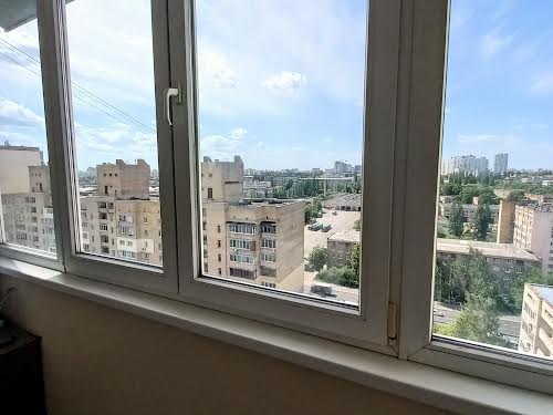 квартира за адресою Олександра Довженка вул., 16-А