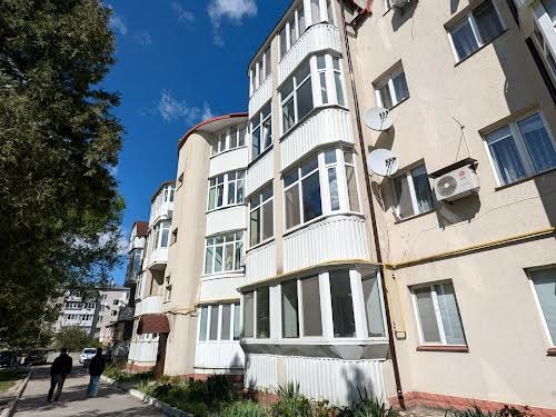 квартира за адресою Лісова вул., 5