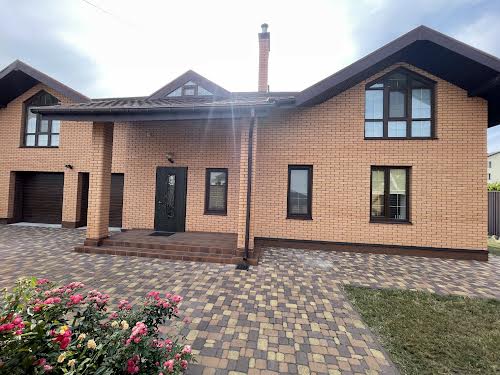 будинок за адресою Центральна вул., 15