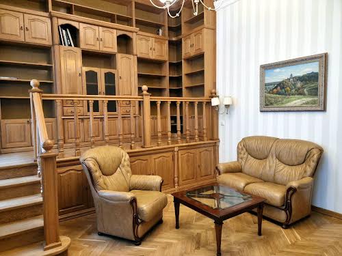 квартира по адресу Институтская ул., 13/4