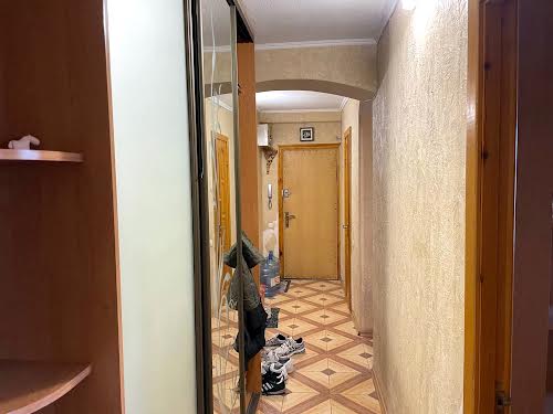 квартира по адресу Ореста Левицкого ул. (Академіка Курчатова), 25/37