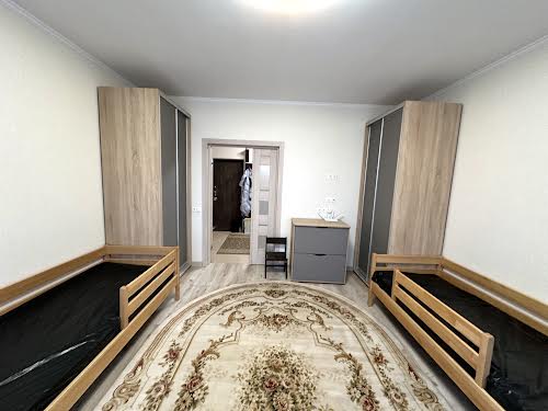 квартира за адресою Миколи Бажана просп., 12