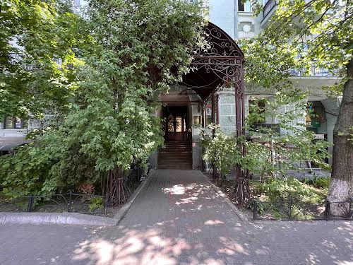 квартира по адресу Шота Руставели ул., 27а