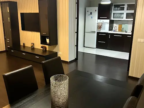 квартира за адресою Ревуцького вул., 9