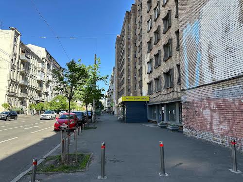 комерційна за адресою Саксаганського, 45