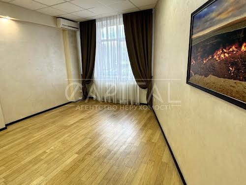 комерційна за адресою Старонаводницька вул., 6