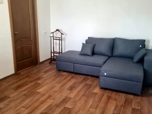 квартира за адресою Салютна вул., 27-А