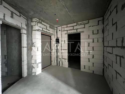 квартира за адресою Причальна вул., 10