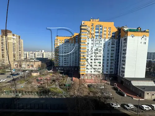 квартира за адресою Київ, Юрія Шумського вул., 4-А