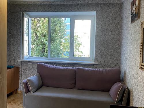 кімната за адресою Братиславська вул., 8а