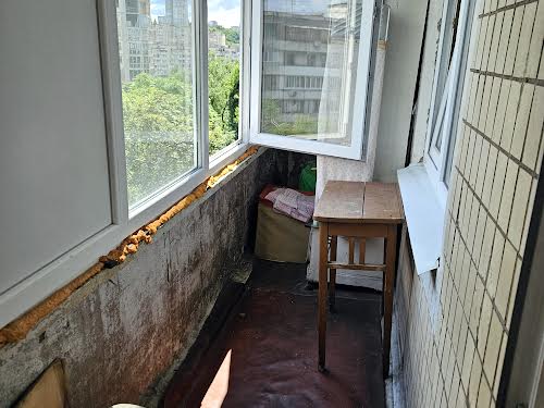 квартира за адресою Митрополита Василя Липківського вул. (Урицького), 11
