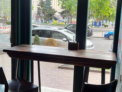 комерційна за адресою Архітектора Городецького вул., 4