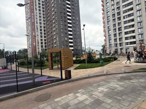 квартира за адресою Дніпровська набережна вул., 20-А