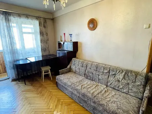 квартира за адресою Нагірна, 12