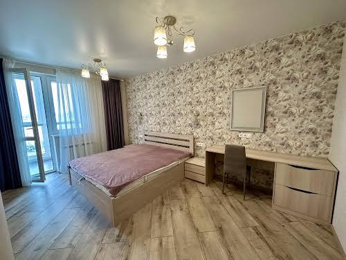 квартира за адресою Ревуцького вул., 40-Г