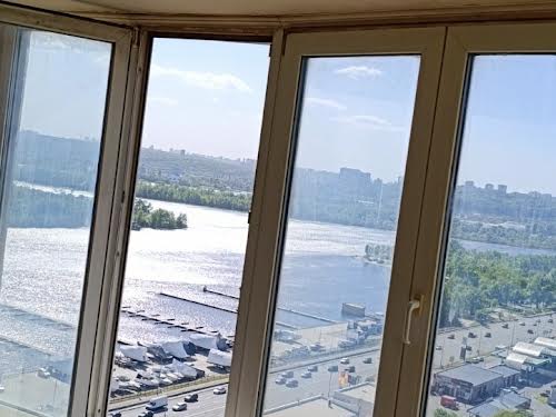 квартира за адресою Дніпровська набережна вул., 19