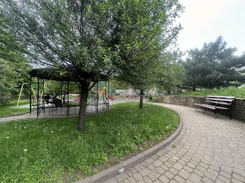 квартира за адресою Дегтярівська вул., 25а к1