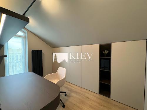 квартира за адресою Регенераторна вул., 4