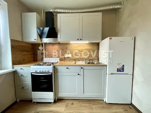 квартира за адресою Рональда Рейгана вул., 10