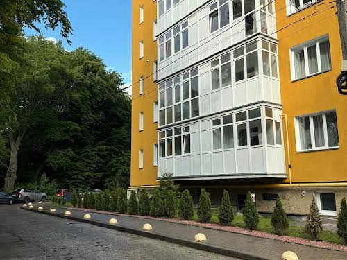 квартира за адресою Жасминова вул., 5б