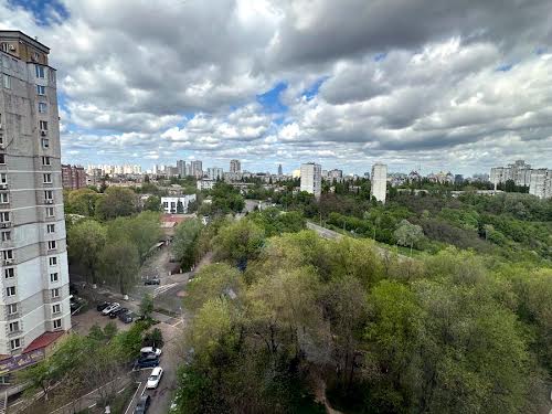 квартира по адресу Амосова, 4