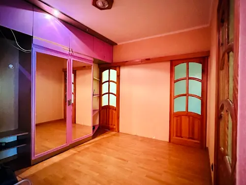 квартира за адресою Мішуги, 3