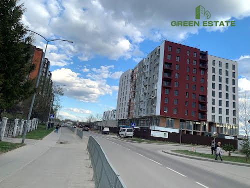 комерційна за адресою Трускавецька вул., 48