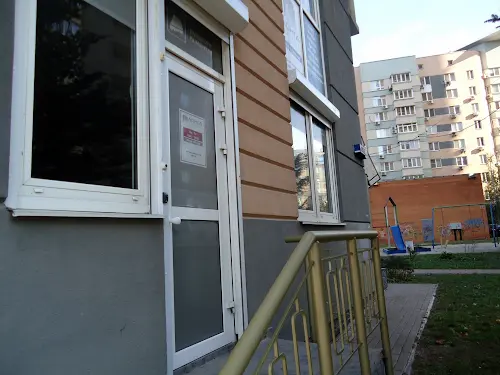 комерційна за адресою Раисы Окипной, 10 б