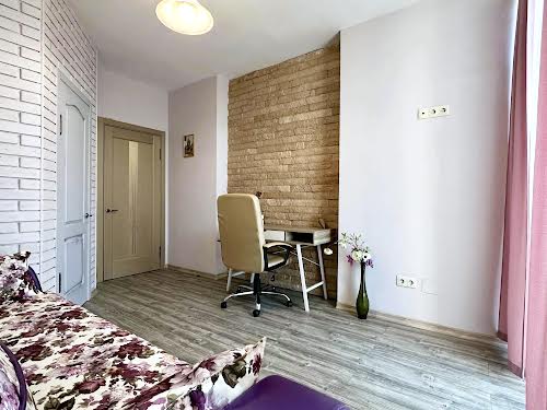 квартира за адресою Регенераторна вул., 4 к2
