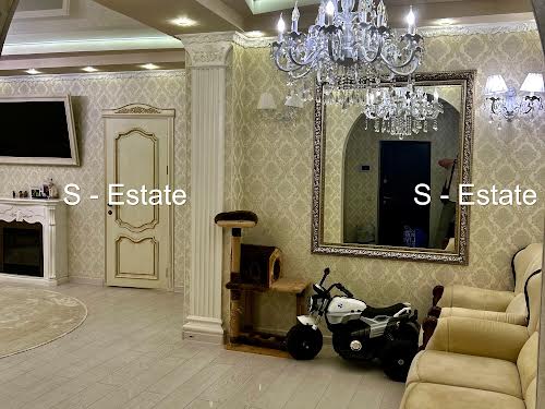 квартира за адресою Переяславська вул., 23 к1