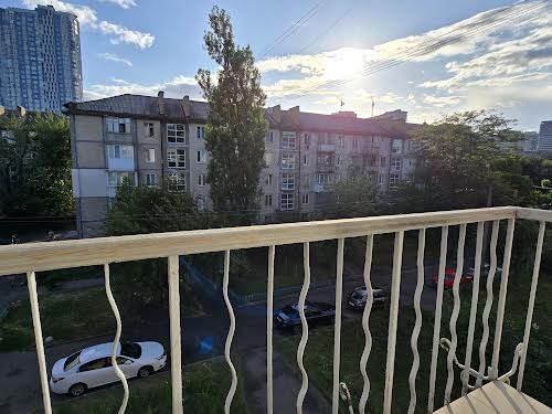 квартира за адресою Вифлеємська (Шліхтера Академіка), 6 а